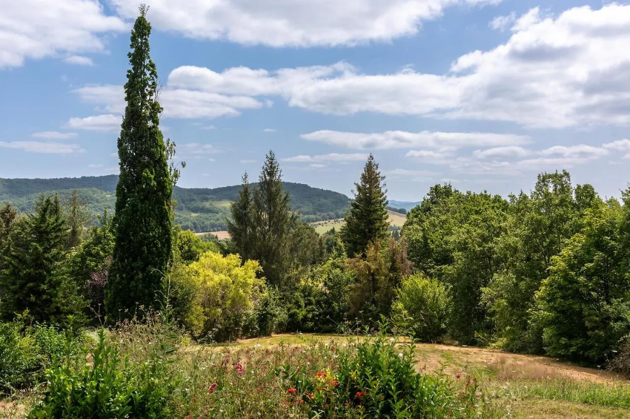 Camping La Serre Aigues-Vives  Aigues-Vives (Ariege)
