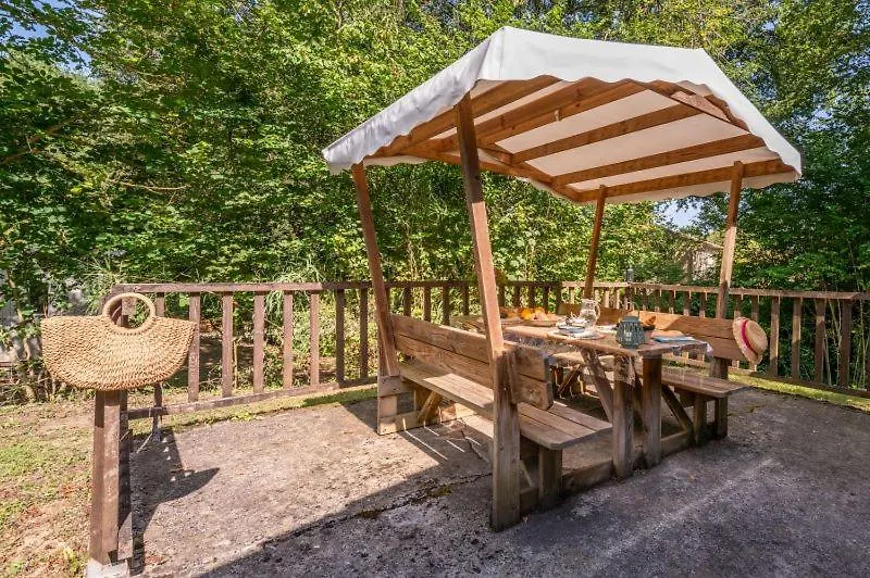 Camping La Serre Aigues-Vives