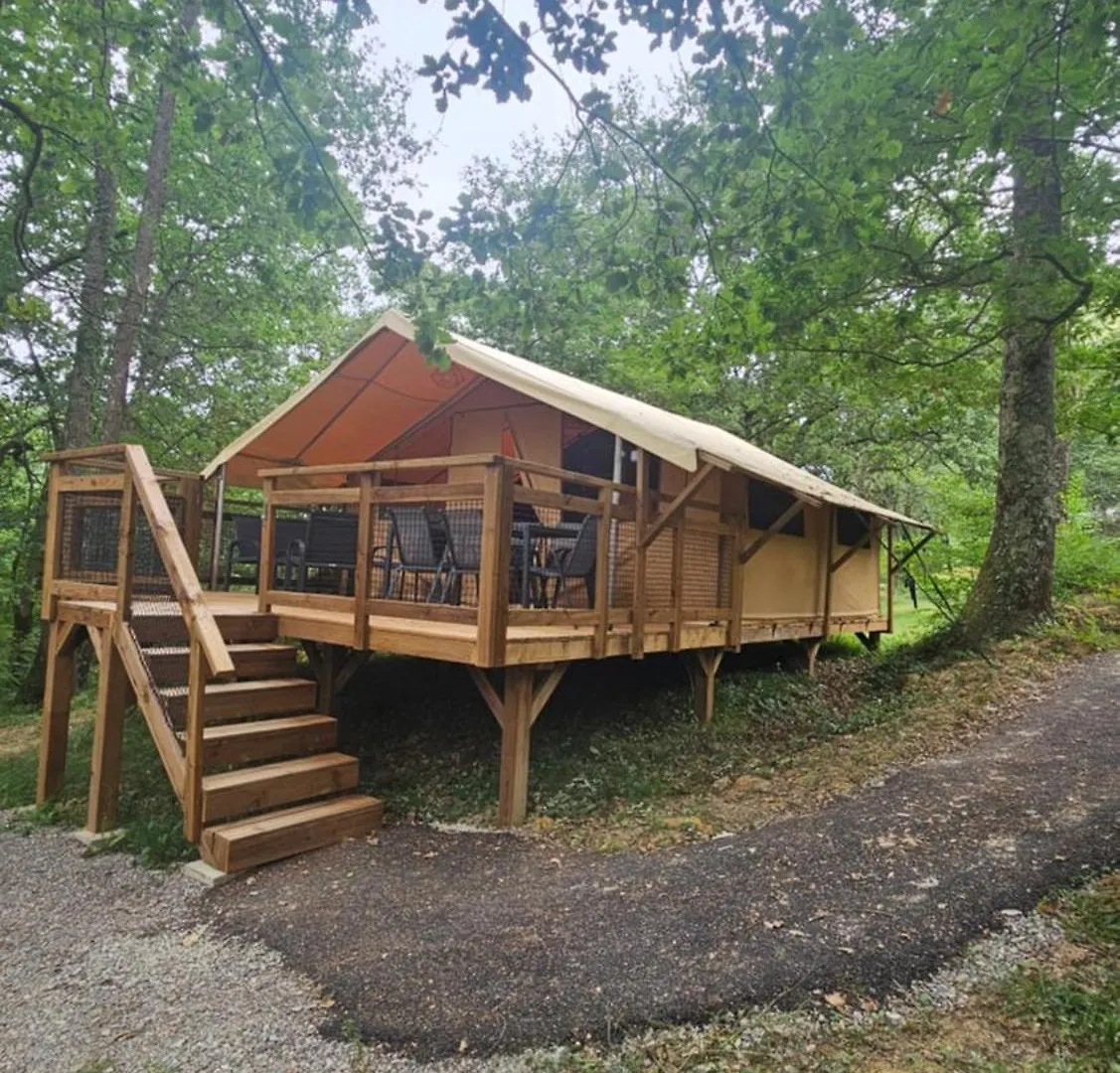 Camping La Serre Aigues-Vives  Aigues-Vives (Ariege)
