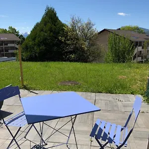 https://clos-du-lac.hotels-rhonealpes.com